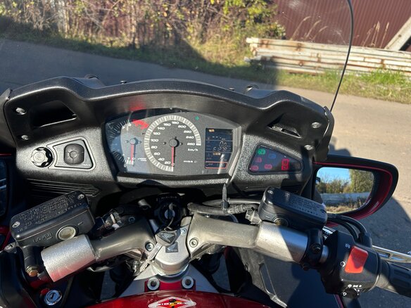 2002 Honda ST 1300, красный, 700000 рублей - вид 5