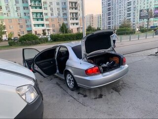 2006 Hyundai Sonata ТагАЗ IV (EF) Рестайлинг, серебристый, 300000 рублей, вид 4