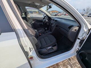 2010 Skoda Octavia Czech market II (A5) Рестайлинг, белый, 1050000 рублей, вид 4