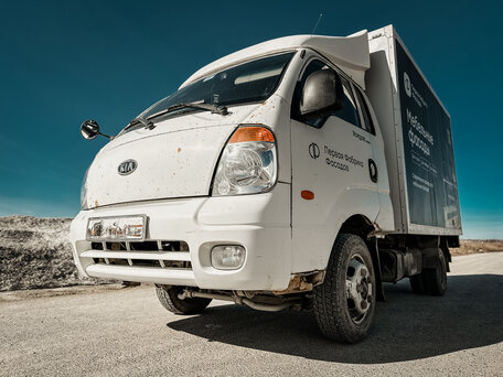 2009 Kia Bongo, белый, 850000 рублей, вид 1