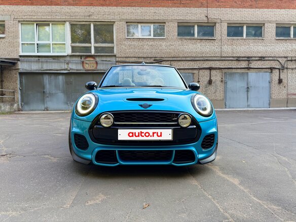 2019 Mini Cabrio JCW John Cooper Works III Рестайлинг, голубой, 3850000 рублей - вид 1