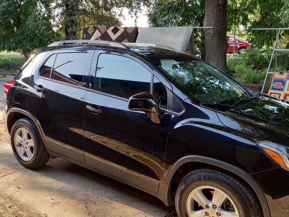 2018 Chevrolet Trax I Рестайлинг, чёрный, 1200000 рублей - вид 3
