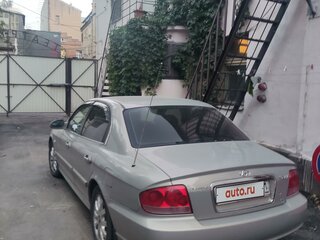 2011 Hyundai Sonata ТагАЗ IV (EF) Рестайлинг, бежевый, 600000 рублей, вид 3