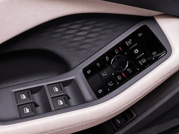 2025 Audi A5 III (B10), чёрный, 6300000 рублей - вид 39