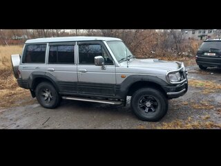 2002 Hyundai Galloper II, серый, 600000 рублей, вид 3