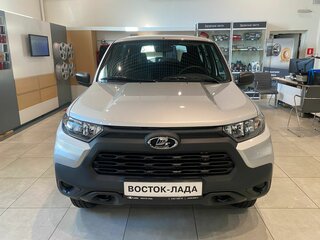 2025 Lada (ВАЗ) Niva Travel I, серебристый, 1383000 рублей, вид 2