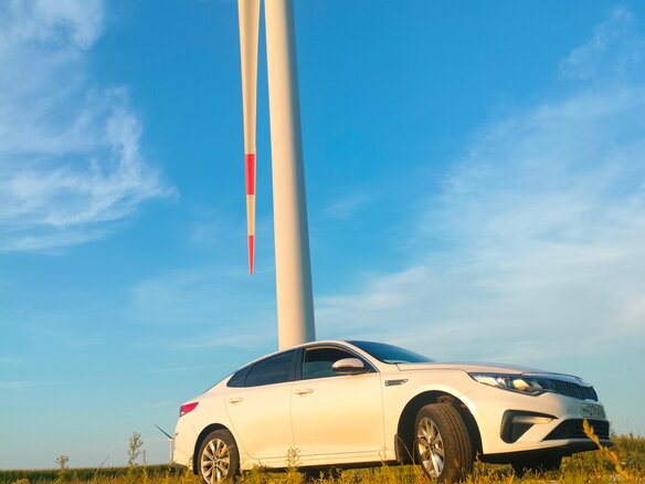 2019 Kia Optima IV Рестайлинг, белый, 1195000 рублей - вид 2