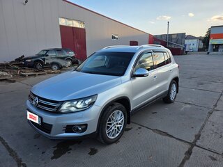 2012 Volkswagen Tiguan I Рестайлинг, серый, 1700000 рублей, вид 1