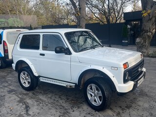 2016 Lada (ВАЗ) 2121 (4x4) I Рестайлинг, белый, 500000 рублей, вид 3