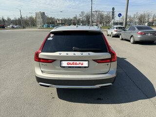 2018 Volvo V90 Cross Country I, бежевый, 3300000 рублей, вид 4