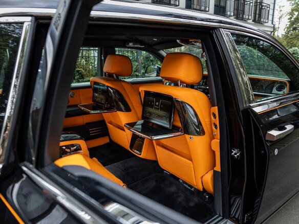 2024 Rolls-Royce Phantom Long Extended VIII, чёрный, 90510300 рублей - вид 21
