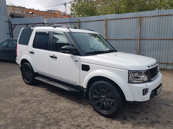 2015 Land Rover Discovery IV Рестайлинг, белый, 2750000 рублей - вид 1