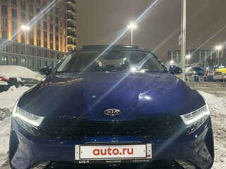2020 Kia K5 III, синий, 3300000 рублей, вид 4