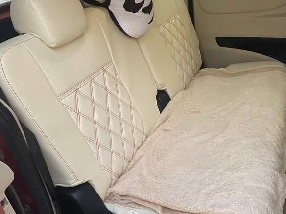 2018 Toyota Sienta II, красный, 1780000 рублей - вид 10