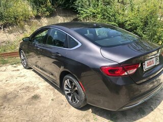 2015 Chrysler 200 II, серый, 1140000 рублей, вид 5