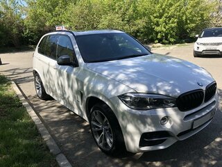 2016 BMW X5 40d III (F15), белый, 4100000 рублей, вид 3