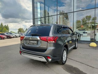 2019 Mitsubishi Outlander III Рестайлинг 3, серый, 2017000 рублей, вид 5