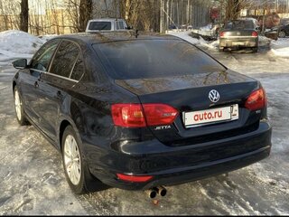 2011 Volkswagen Jetta VI, чёрный, 890000 рублей, вид 3