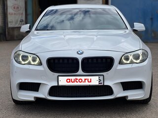 2013 BMW 5 серии 520i VI (F10/F11/F07), белый, 1650000 рублей, вид 3