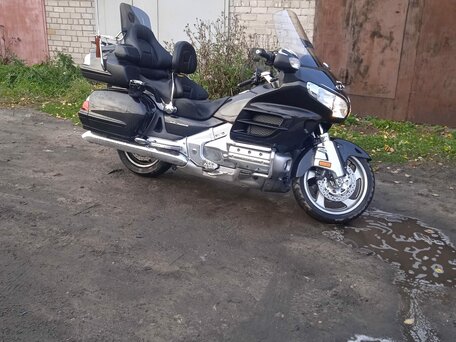 2010 Honda GL 1800 Gold Wing, чёрный, 1500000 рублей, вид 1