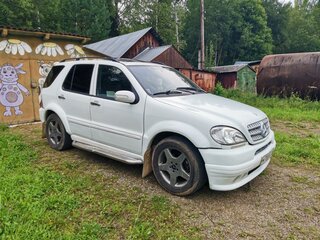 1999 Mercedes-Benz M-Класс 320 I (W163), белый, 550000 рублей, вид 3