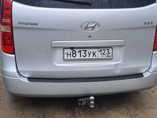 2010 Hyundai H-1 5-speed II, серебристый, 1600000 рублей, вид 2