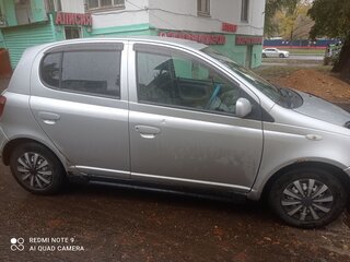 1999 Toyota Vitz I (P10), серый, 180000 рублей, вид 2
