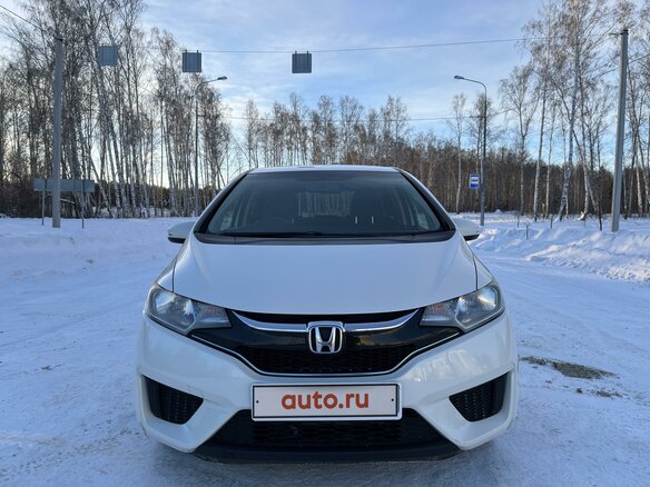 2016 Honda Fit III, белый, 1250000 рублей - вид 2