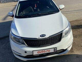 2016 Kia Rio III Рестайлинг, белый, 1150000 рублей, вид 1