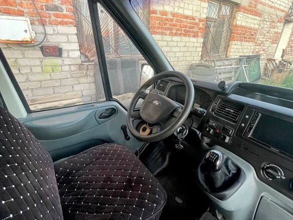 2007 Ford Transit, белый, 650000 рублей - вид 10