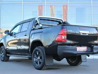2021 Toyota Hilux VIII Рестайлинг 2, чёрный, 5365000 рублей, вид 3