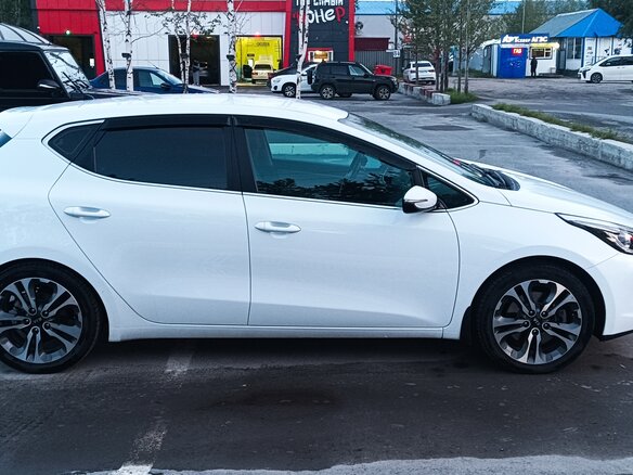 2013 Kia Ceed II, белый, 1200000 рублей - вид 1