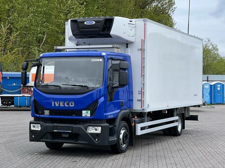 2018 Iveco EuroCargo, синий, 8999990 рублей, вид 1