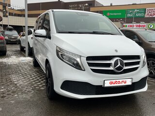 2019 Mercedes-Benz V-Класс Long 300 d длинный III (W447) Рестайлинг, белый, 5390000 рублей, вид 2