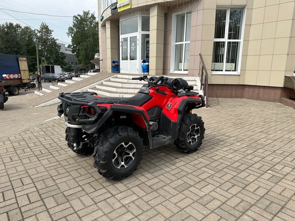 2013 BRP Can-Am Outlander 500, красный, 900000 рублей - вид 1