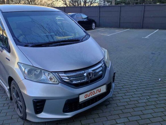 2012 Honda Freed I Рестайлинг, серебристый, 1200000 рублей - вид 16
