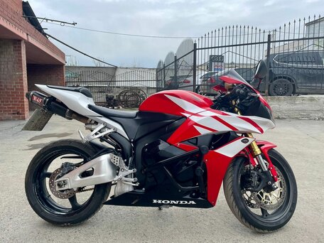 2008 Honda CBR 600RR, красный, 730000 рублей, вид 5