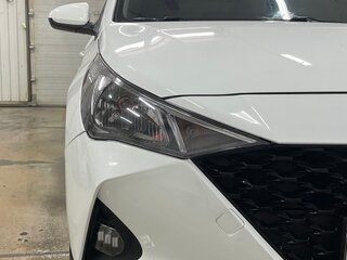2020 Hyundai Solaris II, белый, 1400000 рублей, вид 3