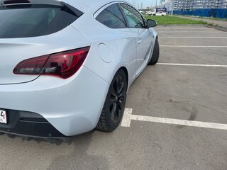 2012 Opel Astra GTC J Рестайлинг, белый, 790000 рублей, вид 4