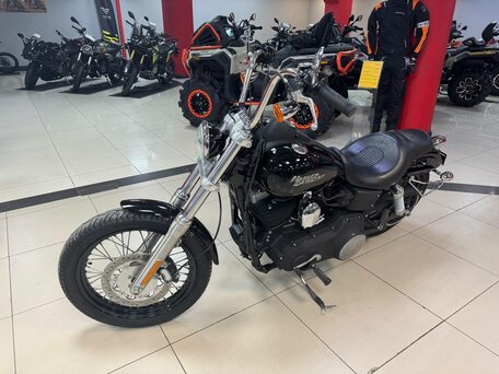 2010 Harley-Davidson Street Bob, чёрный, 855000 рублей, вид 5