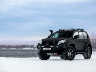 2017 Toyota Land Cruiser Prado 150 Series Рестайлинг 1, чёрный, 6500000 рублей, вид 2