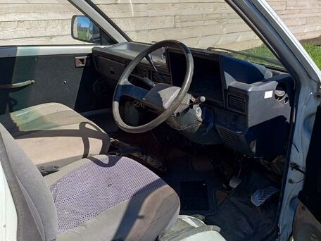 1992 Toyota TownAce, белый, 420000 рублей, вид 4