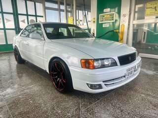1999 Toyota Chaser VI (X100) Рестайлинг, белый, 1500000 рублей, вид 4