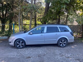 2008 Opel Astra H Рестайлинг, серый, 480000 рублей, вид 4
