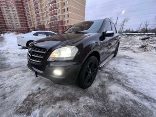 2009 Mercedes-Benz M-Класс 300 II (W164) Рестайлинг, чёрный, 3000000 рублей, вид 1