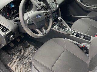 2018 Ford Focus III Рестайлинг, белый, 1200000 рублей, вид 5