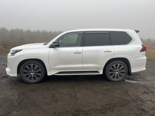 2020 Lexus LX 570 III Рестайлинг 2, белый, 13300000 рублей, вид 5