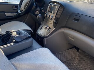 2014 Hyundai Grand Starex I, серый, 2800000 рублей, вид 5