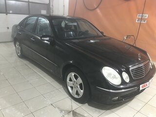 2005 Mercedes-Benz E-Класс 220 III (W211, S211), чёрный, 920000 рублей, вид 3