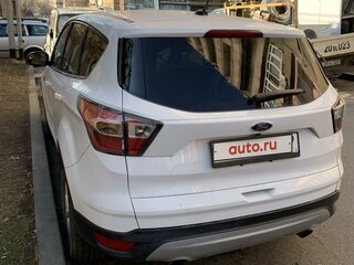 2016 Ford Escape III Рестайлинг, белый, 1500000 рублей, вид 3